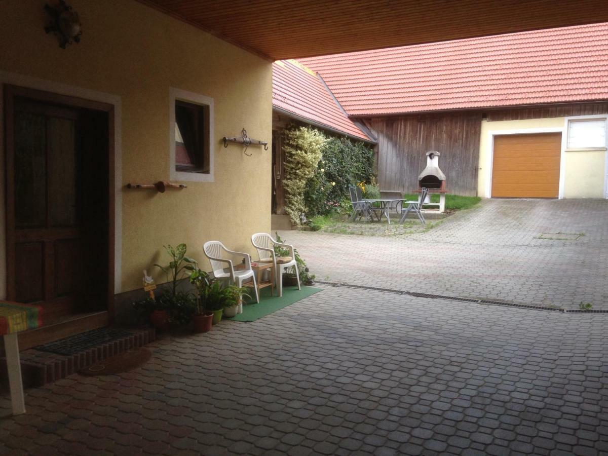 Amstetter'S Ferienwohnung Waldenstein  Exteriér fotografie